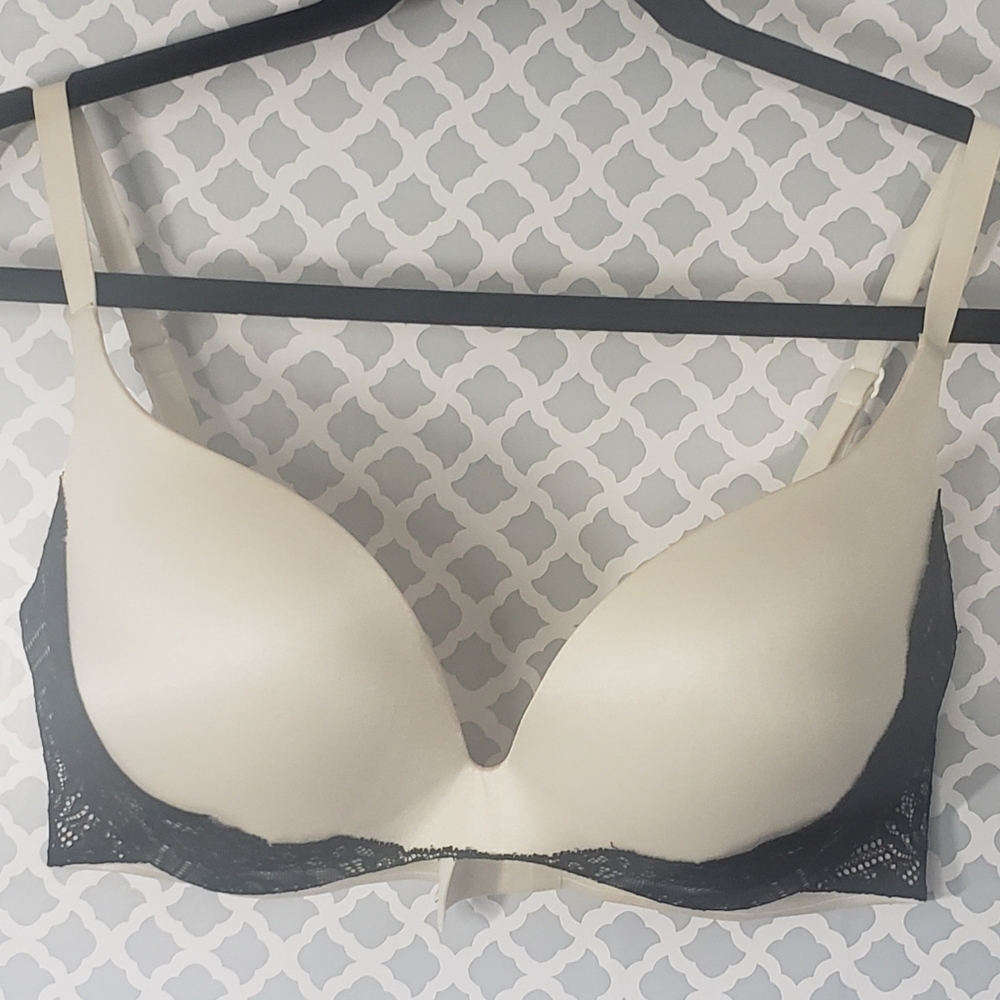 Victorias Secret 36D Wired Push-up